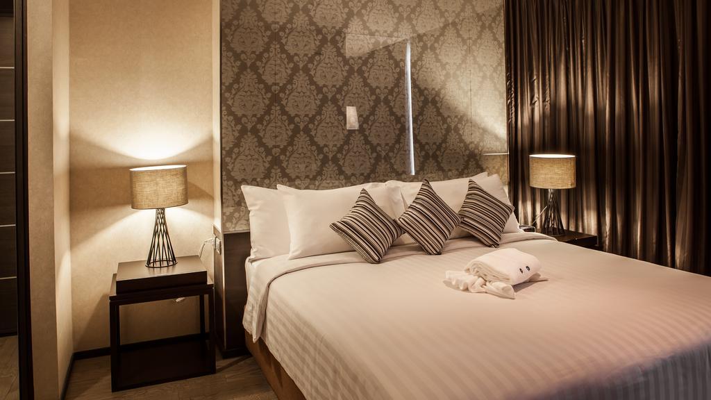 Arcadia Residence Ploenchit By Compass Hospitality Bangkok Zimmer foto